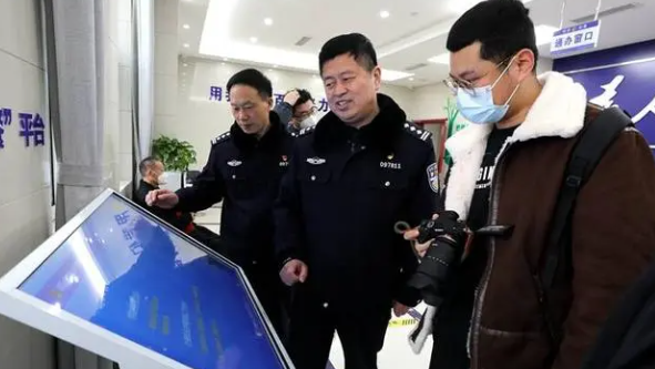 菏澤公安：警務“一窗通辦” 多渠道、全方位服務群眾